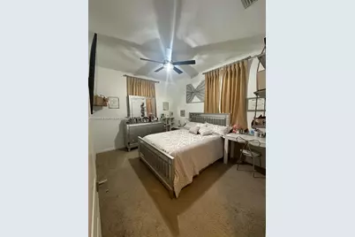 2450 SE 14th Ct #2450, Homestead, FL 33035 - Photo 8