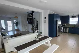 350 Hazel St, Key Largo, FL 33037 - Photo 2