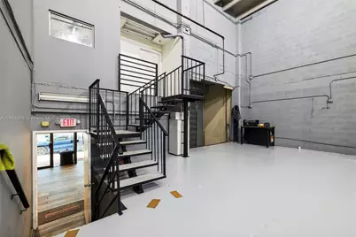 7080 NW 50th St #1, Miami, FL 33166 - Photo 4