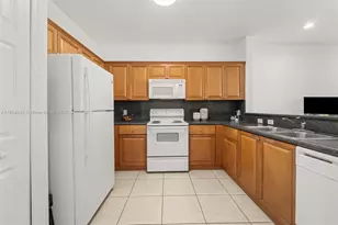 4076 SW 159th Ave, Miramar, FL 33027 - Photo 8