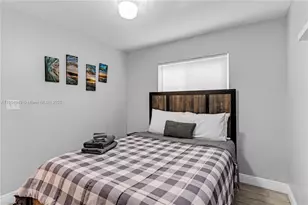 6660 Custer, Hollywood, FL 33024 - Photo 12