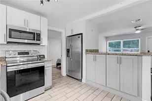 6660 Custer, Hollywood, FL 33024 - Photo 6