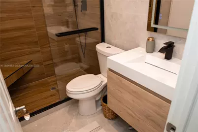 224 Meridian Ave #6, Miami Beach, FL 33139 - Photo 8