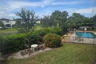 1021 Crystal Lake Dr, Deerfield Beach, FL 33064 - Photo 16