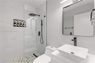 2250 NW 78th Ave, Pembroke Pines, FL 33024 - Photo 16