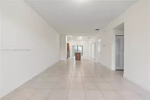 7831 NW 104th Ave, Doral, FL 33178 - Photo 10