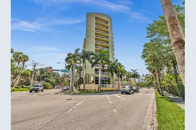 816 NW 11th St #1208, Miami, FL 33136 - Photo 6