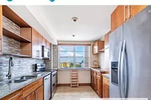 2801 NE 183rd St, Aventura, FL 33160 - Photo 10