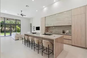 3303 W Stonebrook Cir, Davie, FL 33330 - Photo 14