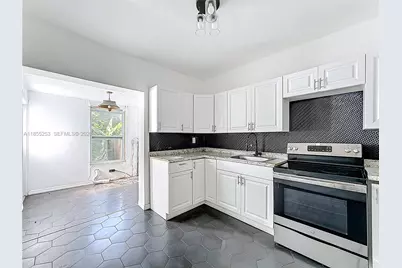 796 NE 85th St, Miami, FL 33138 - Photo 10