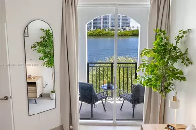 3255 NE 184th St #12407, Aventura, FL 33160 - Photo 32