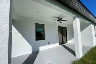 818 Chemstrand, Lehigh Acres, FL 33974 - Photo 4