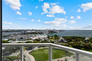244 Biscayne Blvd, Miami, FL 33132 - Photo 10