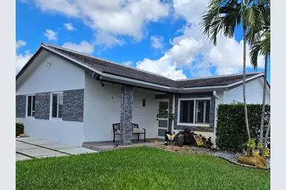 13723 SW 15th St, Miami, FL 33184 - Photo 1