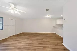 5320 Elmhurst Rd, West Palm Beach, FL 33417 - Photo 6