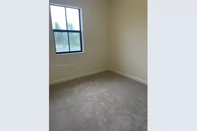 3244 W 114th Ter #3244, Hialeah, FL 33018 - Photo 8