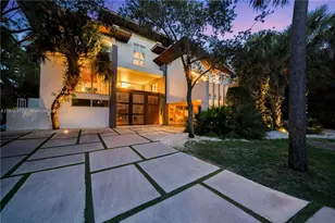 545 Sabal Palm, Key Biscayne, FL 33149 - Photo 4