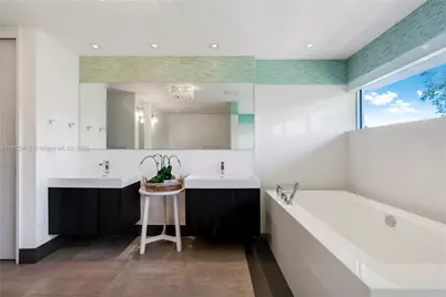 545 Sabal Palm, Key Biscayne, FL 33149 - Photo 40