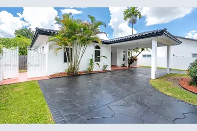 2810 SW 114th Ave, Miami, FL 33165 - Photo 2