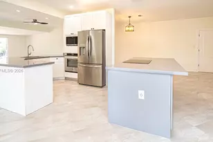 2810 SW 114th Ave, Miami, FL 33165 - Photo 30