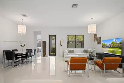 4407 SW 175th Ave, Miramar, FL 33029 - Photo 12