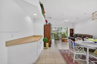 9633 Sandpiper Ln, West Palm Beach, FL 33411 - Photo 8