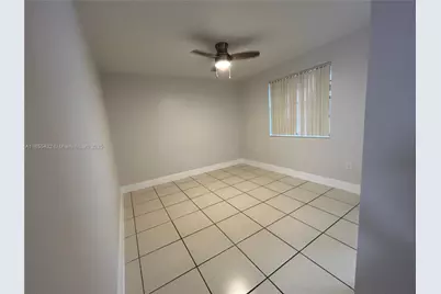 25 W 4th St #103, Hialeah, FL 33010 - Photo 4