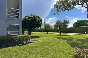 265 Suffolk G, Boca Raton, FL 33434 - Photo 8