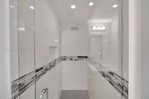 516 SE 1st Cir, Pompano Beach, FL 33060 - Photo 10