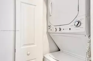 17100 N Bay Rd, Sunny Isles Beach, FL 33160 - Photo 16