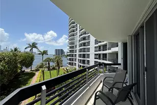 3600 Mystic Pointe Dr, Aventura, FL 33180 - Photo 2