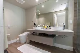 92 SW 3rd St, Miami, FL 33130 - Photo 30