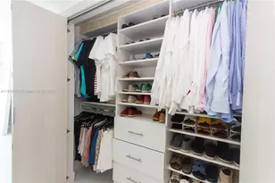 92 SW 3rd St, Miami, FL 33130 - Photo 34