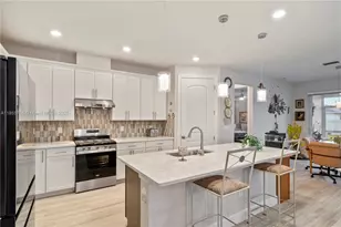 13133 SW Smalt Ln, Port Saint Lucie, FL 34987 - Photo 10