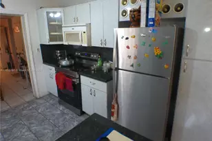 9201 Broad Manor Rd, Miami, FL 33147 - Photo 6