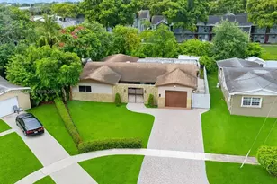 110 NW 78th Ave, Pembroke Pines, FL 33024 - Photo 30