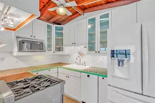 140 Gardenia St, Plantation Key, FL 33070 - Photo 6