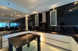 2711 S Ocean Dr, Hollywood, FL 33019 - Photo 26