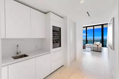 1000 Biscayne Blvd #4901, Miami, FL 33132 - Photo 24