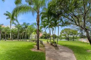 7423 NW 182nd St, Hialeah, FL 33015 - Photo 28