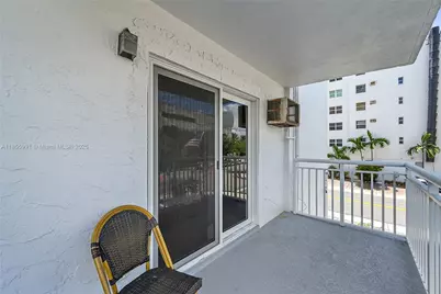 200 S Birch Rd #208, Fort Lauderdale, FL 33316 - Photo 14