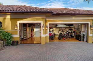 14503 SW 16th St, Davie, FL 33325 - Photo 70