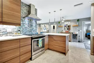 553 Riverside Dr, Palm Beach Gardens, FL 33410 - Photo 2