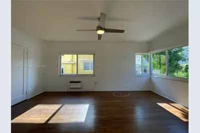 955 Bay Dr #6, Miami Beach, FL 33141 - Photo 4