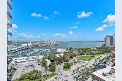 398 NE 5th St #1915, Miami, FL 33132 - Photo 2