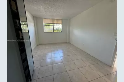 16465 NE 22nd Ave #205, North Miami Beach, FL 33160 - Photo 12