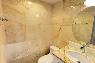 100 Bayview Dr, Sunny Isles Beach, FL 33160 - Photo 14