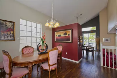 15343 NW 14th Rd, Pembroke Pines, FL 33028 - Photo 18