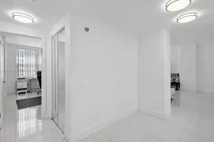 1980 S Ocean Dr, Hallandale Beach, FL 33009 - Photo 34