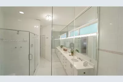 691 Ridgewood Rd, Key Biscayne, FL 33149 - Photo 34